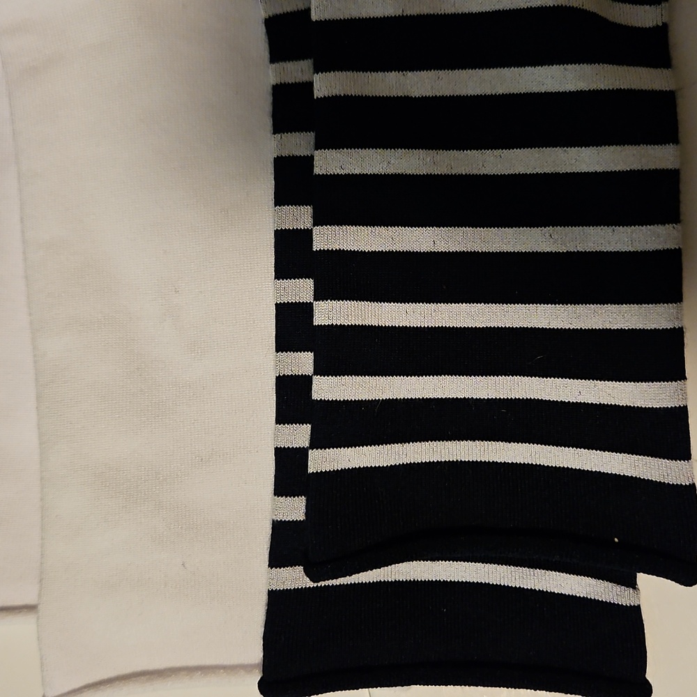 Ralph Lauren Women's Stretch Crew Socks, 2 Pair - Picture 3 of 5